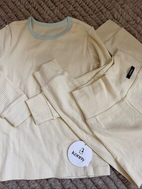 Konny Cream Ribbed Kids Pajama Set with Mint Trim